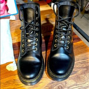 Dr Martens Zavala Boots